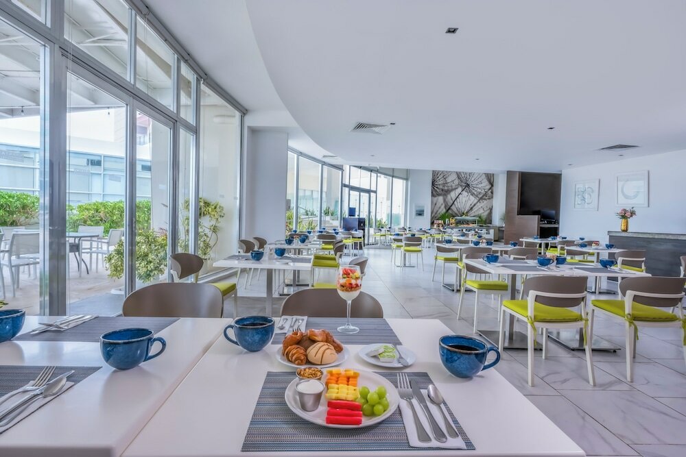 Фото Krystal Urban Cancun Centro