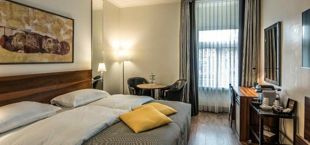 Фото Central Plaza Zurich