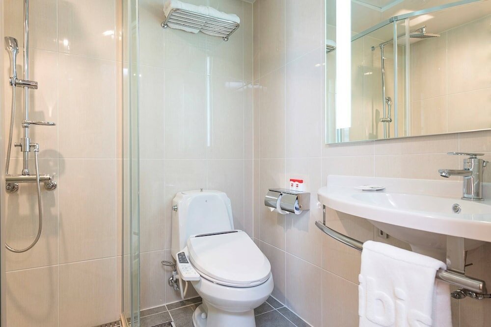 Фото Ibis Ambassador Busan City Centre