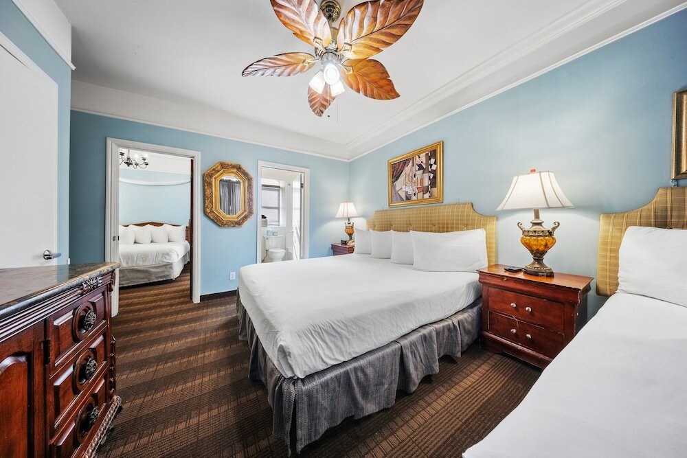 Фото Fitzgerald Hotel