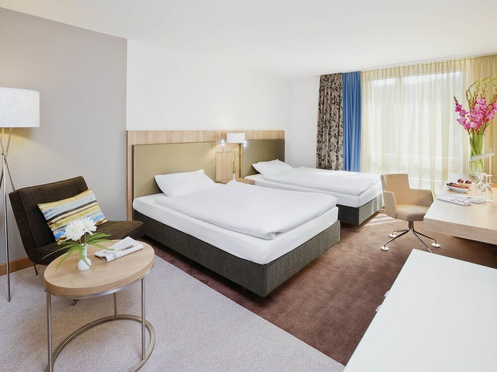 Фото Mövenpick Hotel Zürich Regensdorf