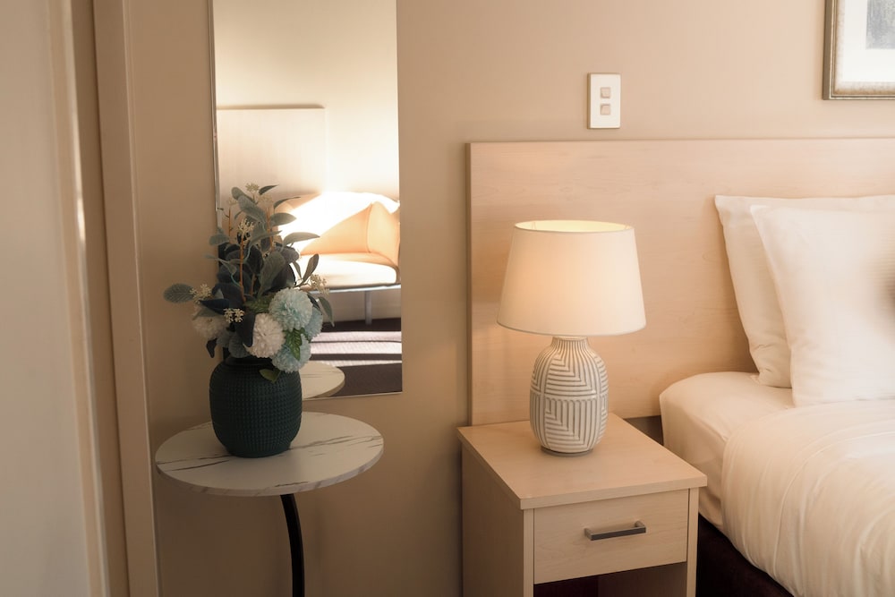 Фото 162 Kings of Riccarton Motel