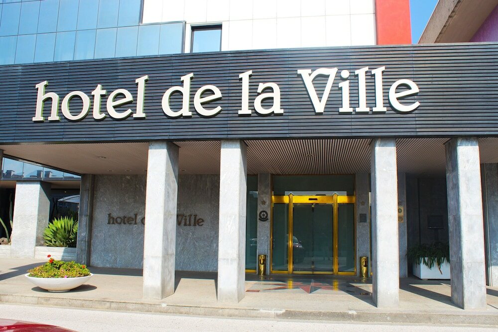 Фото Hotel De La Ville Avellino