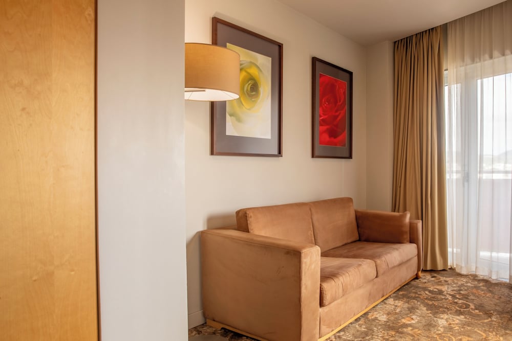 Фото VIP Executive Azores Hotel