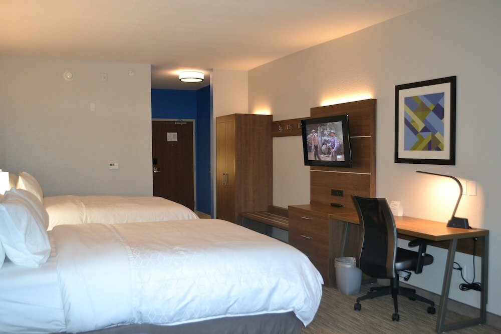 Фото Holiday Inn Express Tallahassee University Central, an Ihg Hotel