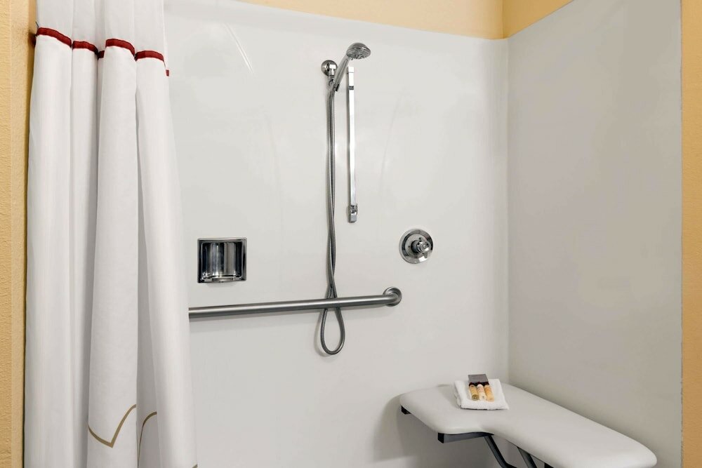 Фото Hawthorn Suites by Wyndham Rancho Cordova/Folsom