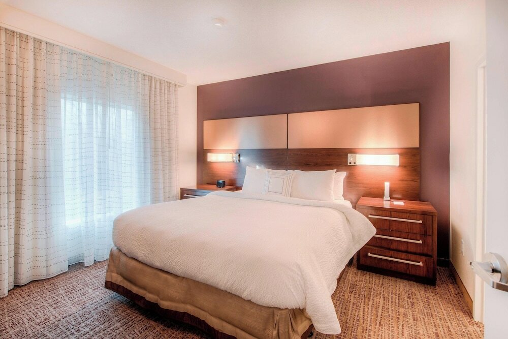 Фото Residence Inn by Marriott Charlotte Airport