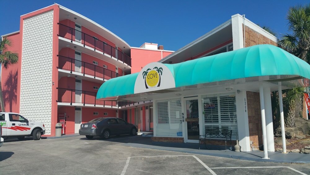 Фото Cove Motel Oceanfront