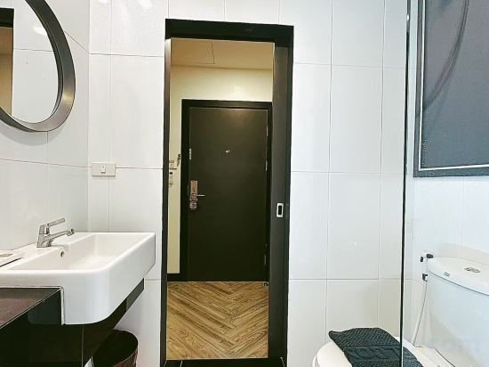 Фото 14 Sathorn hotel