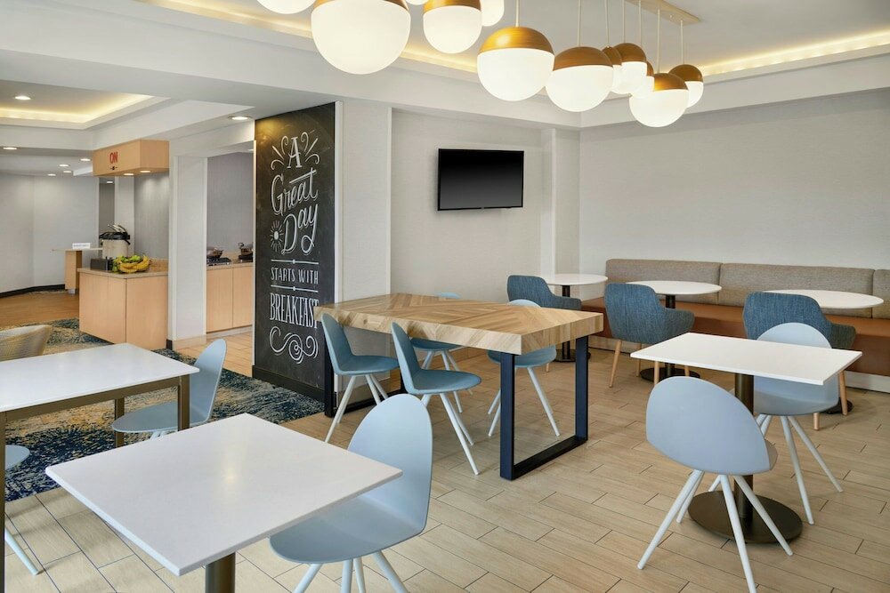 Фото TownePlace Suites by Marriott Detroit Troy