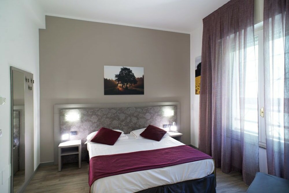 Фото Hotel Salus