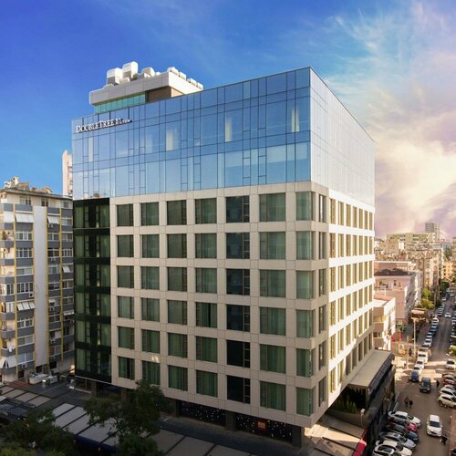Гостиница Doubletree by Hilton Adana в Адане