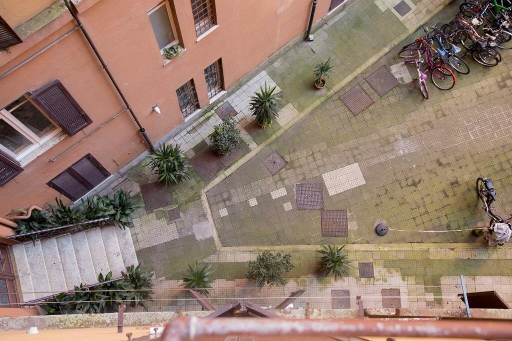 La Pausa, hotel, Rome, Piazza L. Lotto, 13 — Yandex Maps
