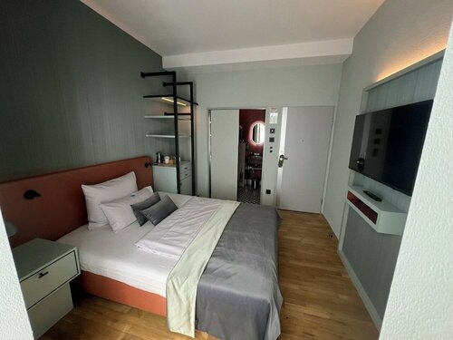 Гостиница Lint Hotel в Кёльне