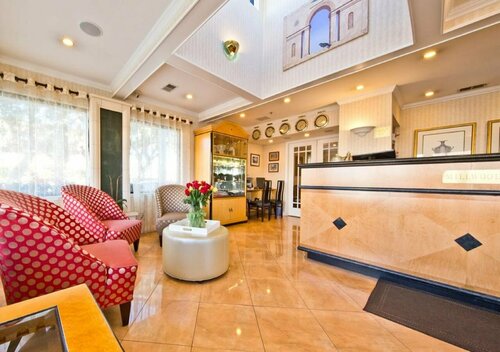 Гостиница The Millwood - A Boutique Hotel в Сан-Бруно