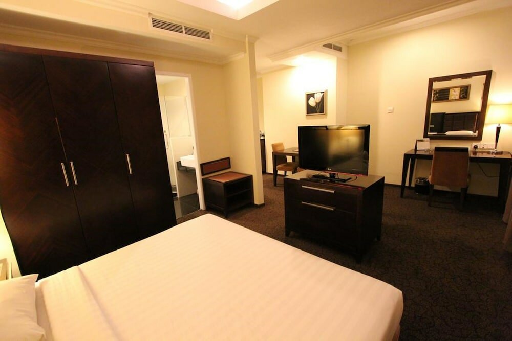Фото Harmoni One Convention Hotel & Service Apartments