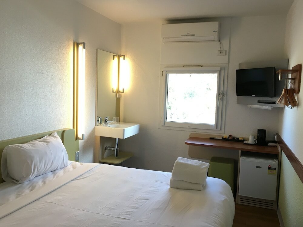 Фото ibis budget St Peters