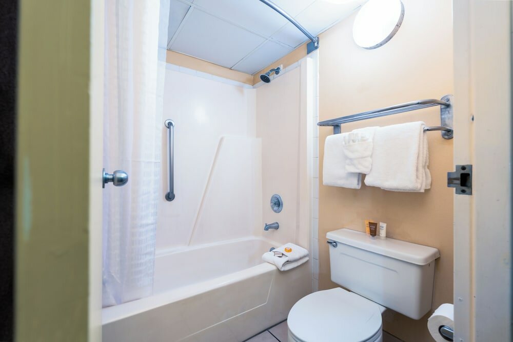 Фото Mcm Grande Hotel FunDome Odessa