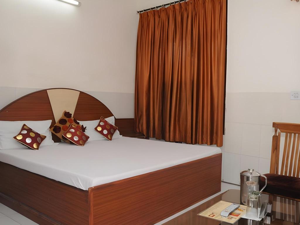 Фото Hotel Surya Palace