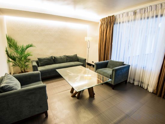 Фото Ariana Hotel