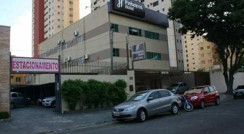 Гостиница Pinheiros Hotel в Штате Гояс