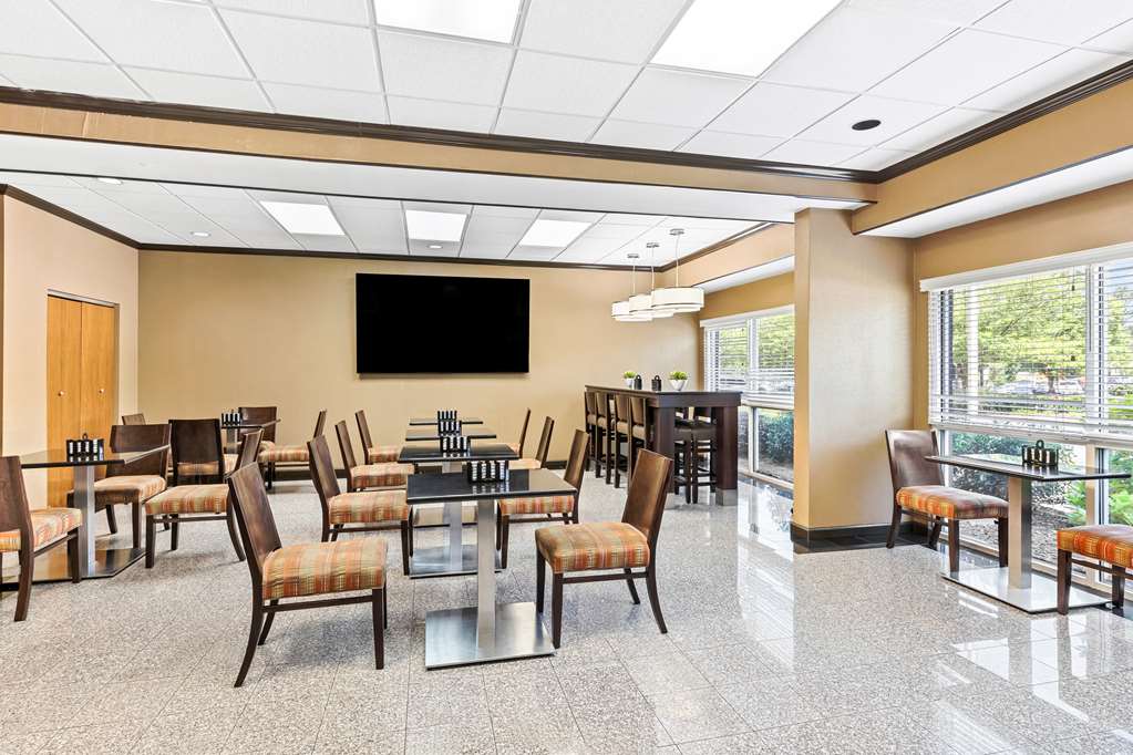 Фото Best Western Gwinnett Center Hotel