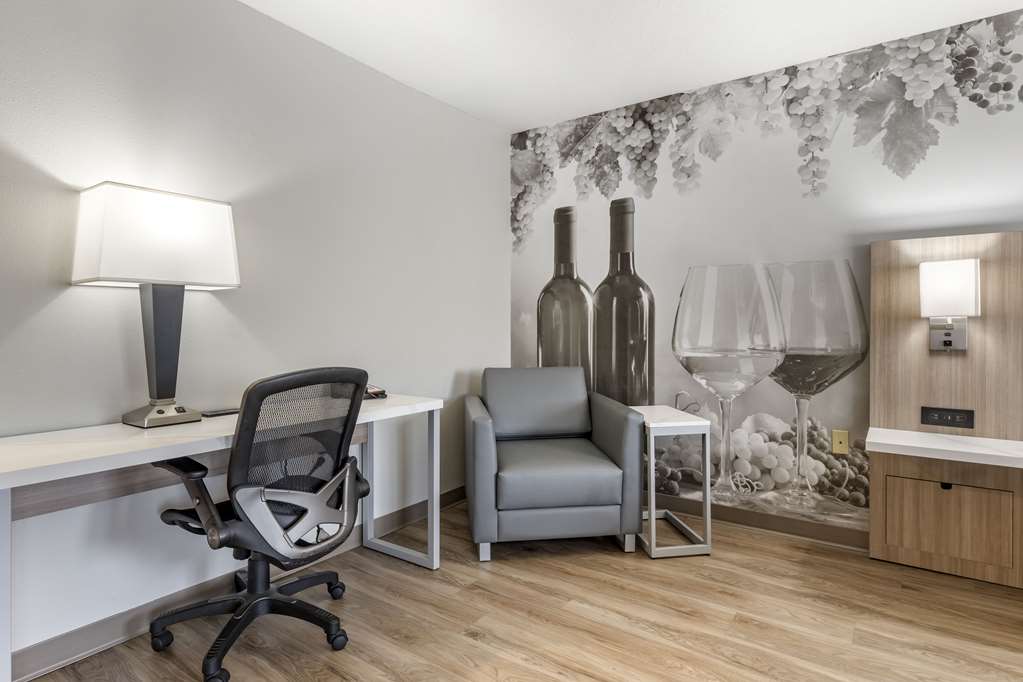 Фото Best Western Plus Vineyard Inn