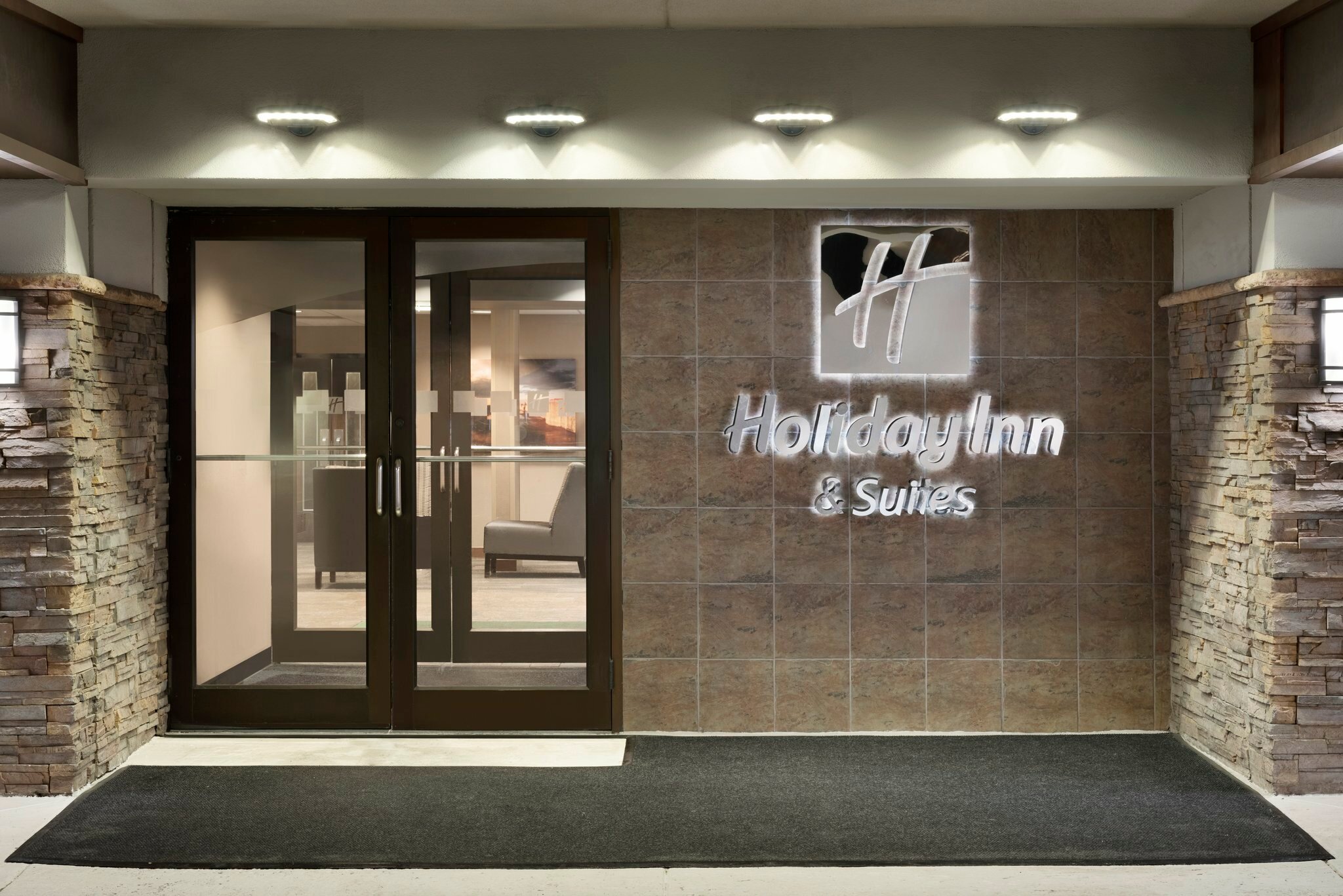 Фото Holiday Inn & Suites Duluth Downtown, an Ihg Hotel