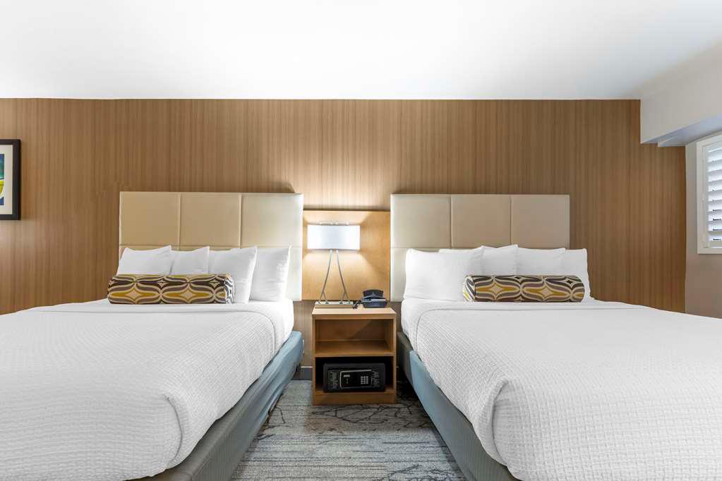 Фото Best Western Red Coach Inn