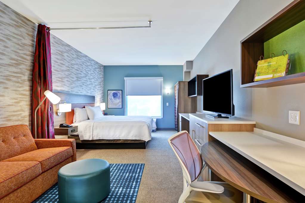 Фото Home2 Suites by Hilton Charlotte Piper Glen