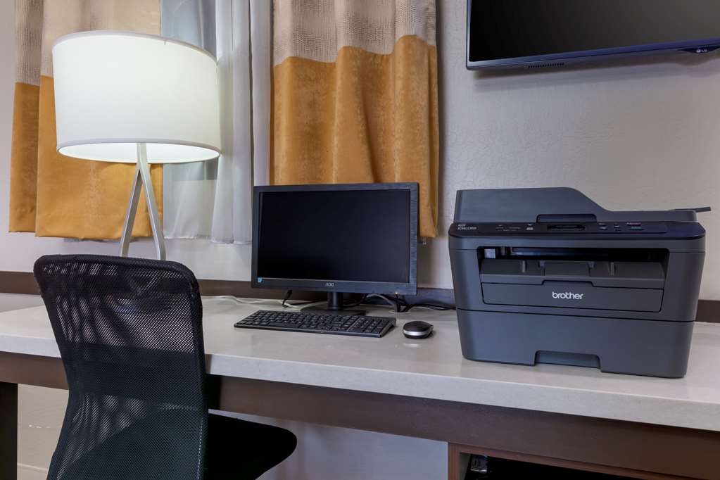 Фото Best Western Phoenix Goodyear Inn