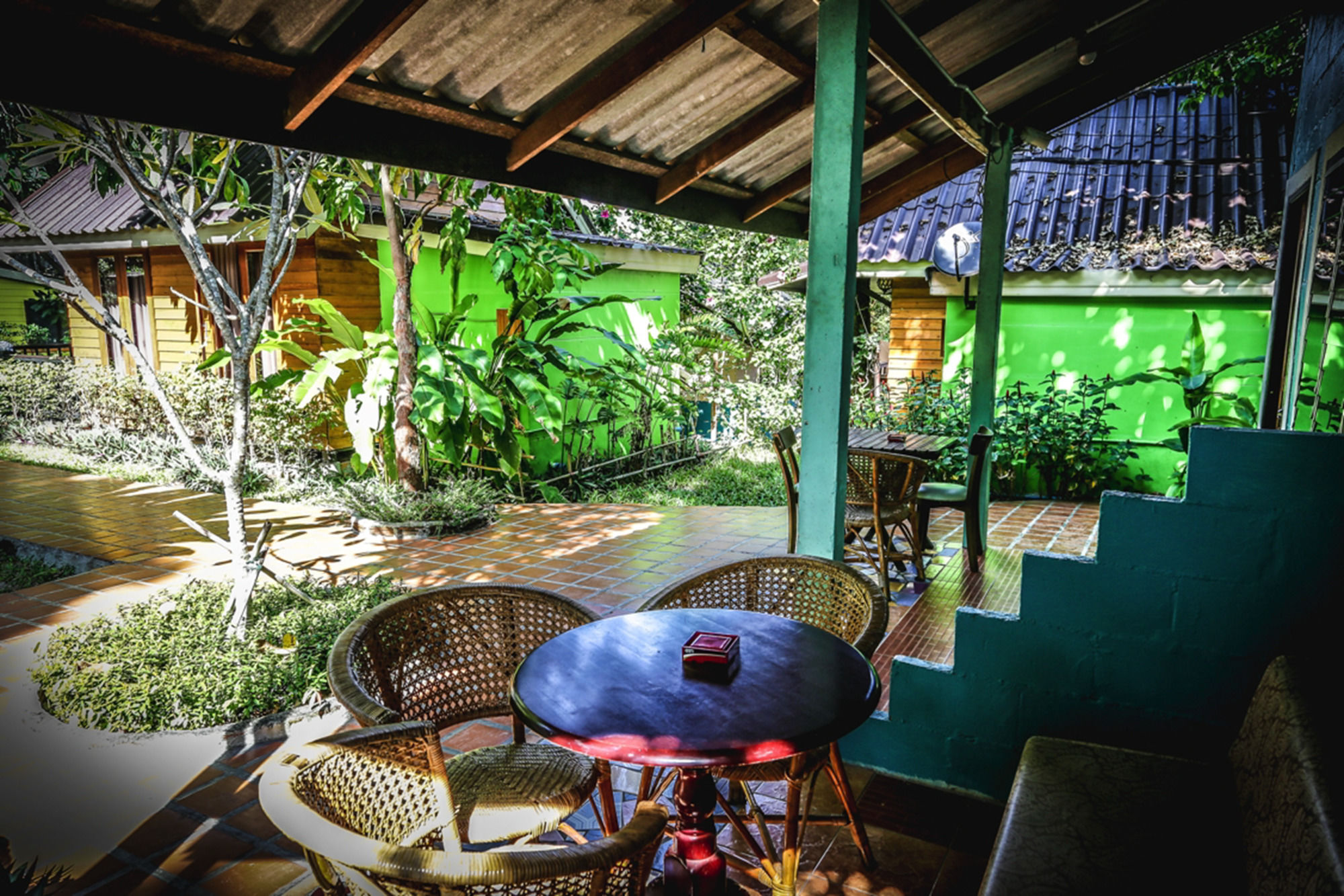 Фото Poohbar Resort & Lotusdive