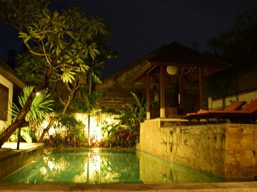 Villa Nisaka Niwasa