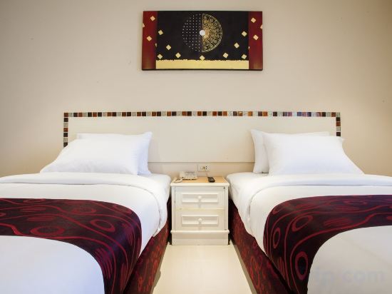 Фото Natural Beach Hotel