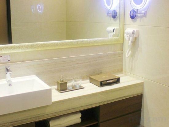 Фото Belviu Hotel Bandung