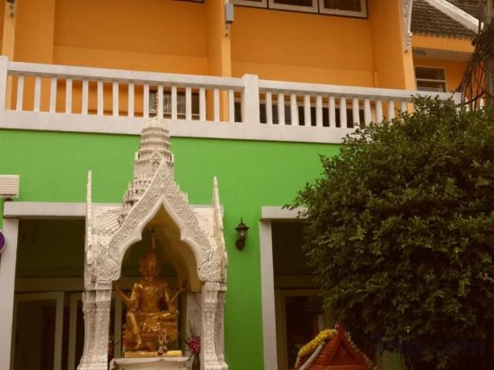 Фото отеля 3