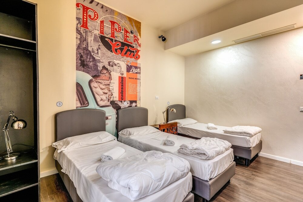 Фото Hostel Trastevere by Hostal Trustever