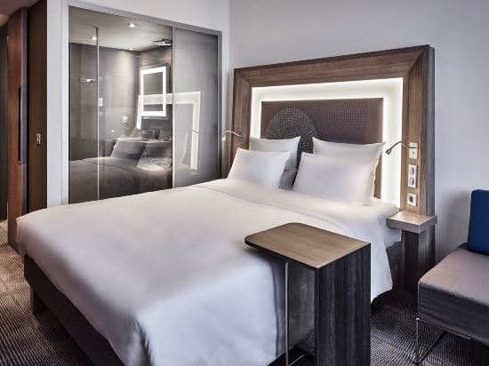 Фото Novotel Toulouse Centre Wilson