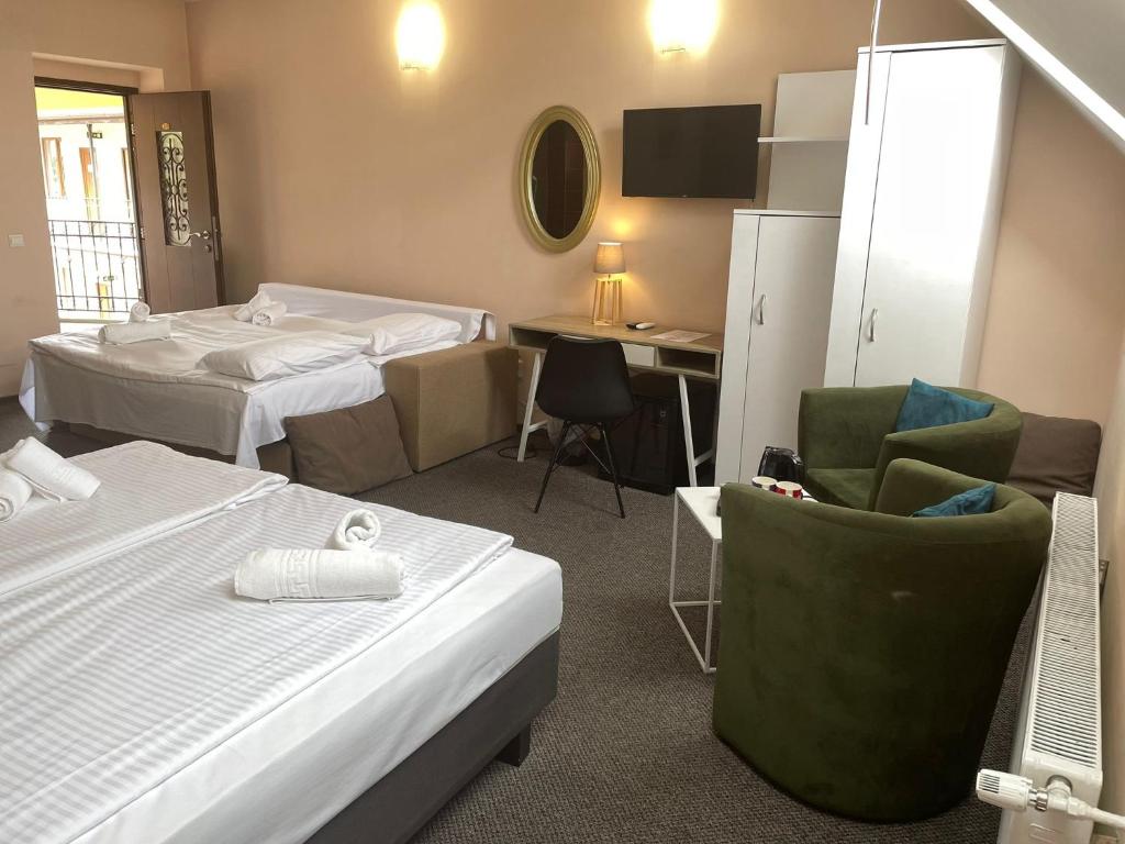 Фото Long Street Hotel