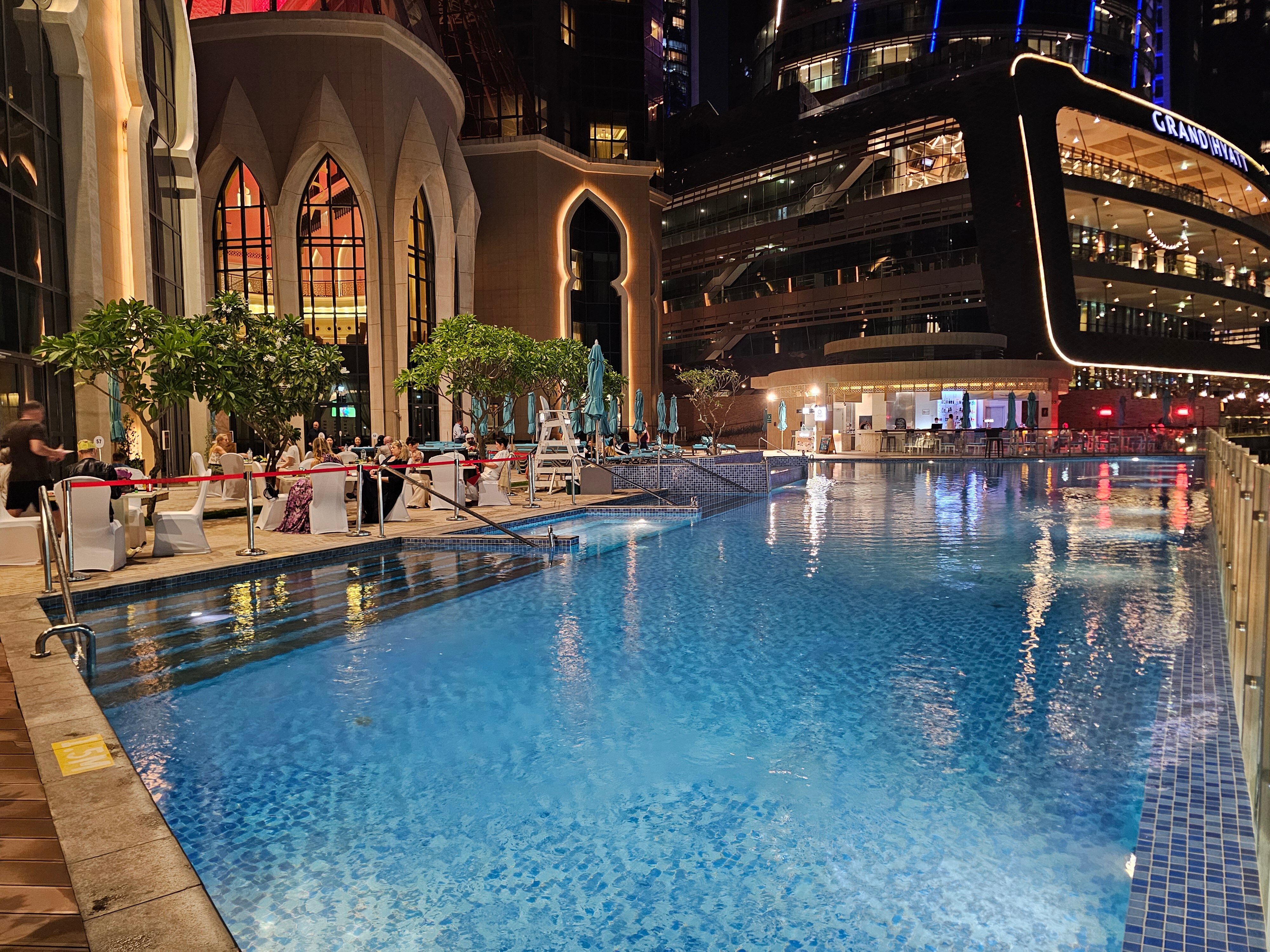 Фото Bab Al Qasr Hotel