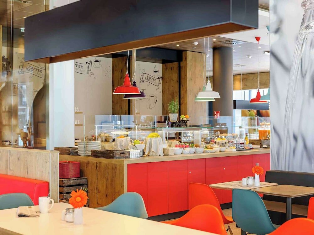 Фото Ibis Wien Hauptbahnhof