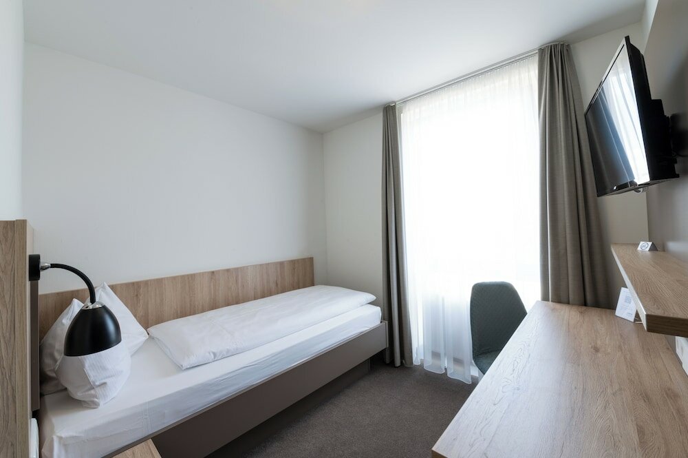 Фото Landschloss Korntal