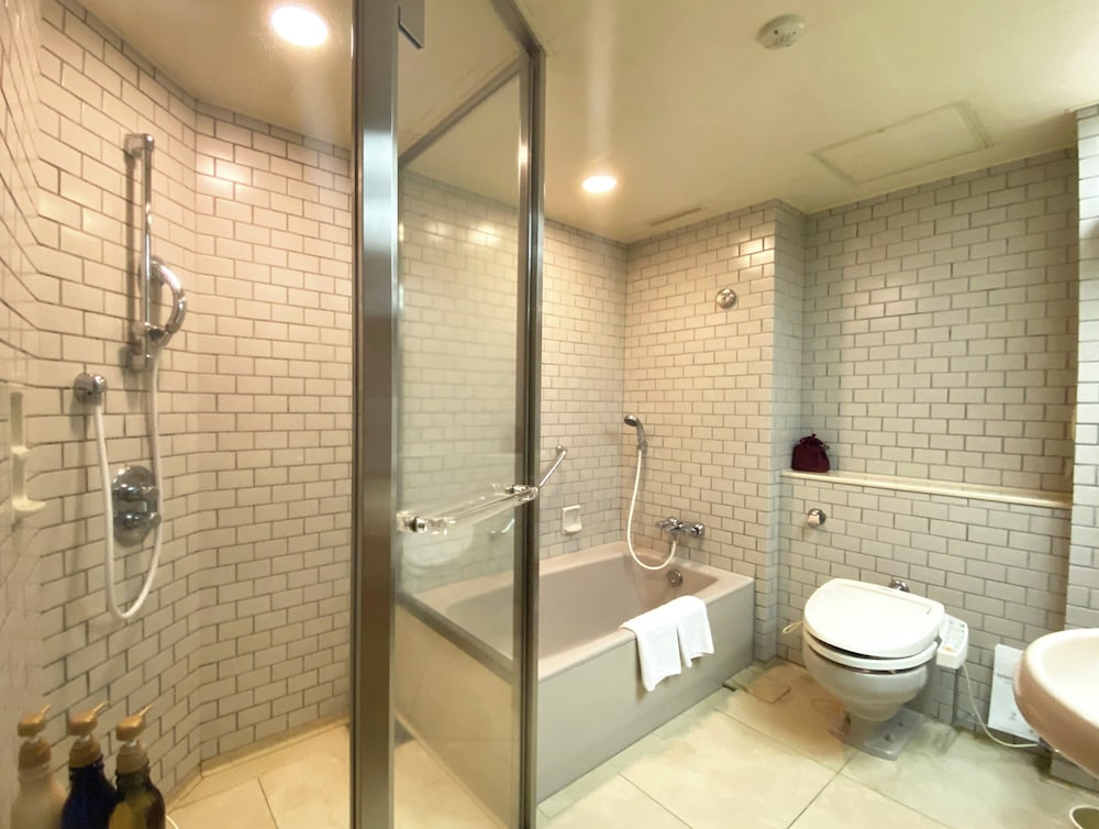 Фото Kamakura Prince Hotel