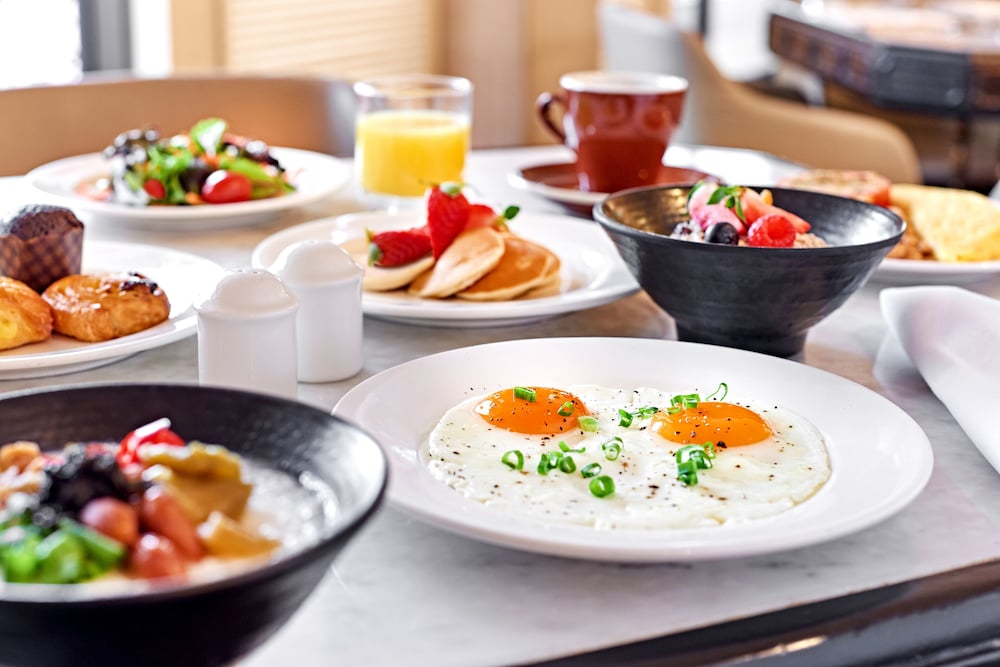 Фото Village Hotel Changi