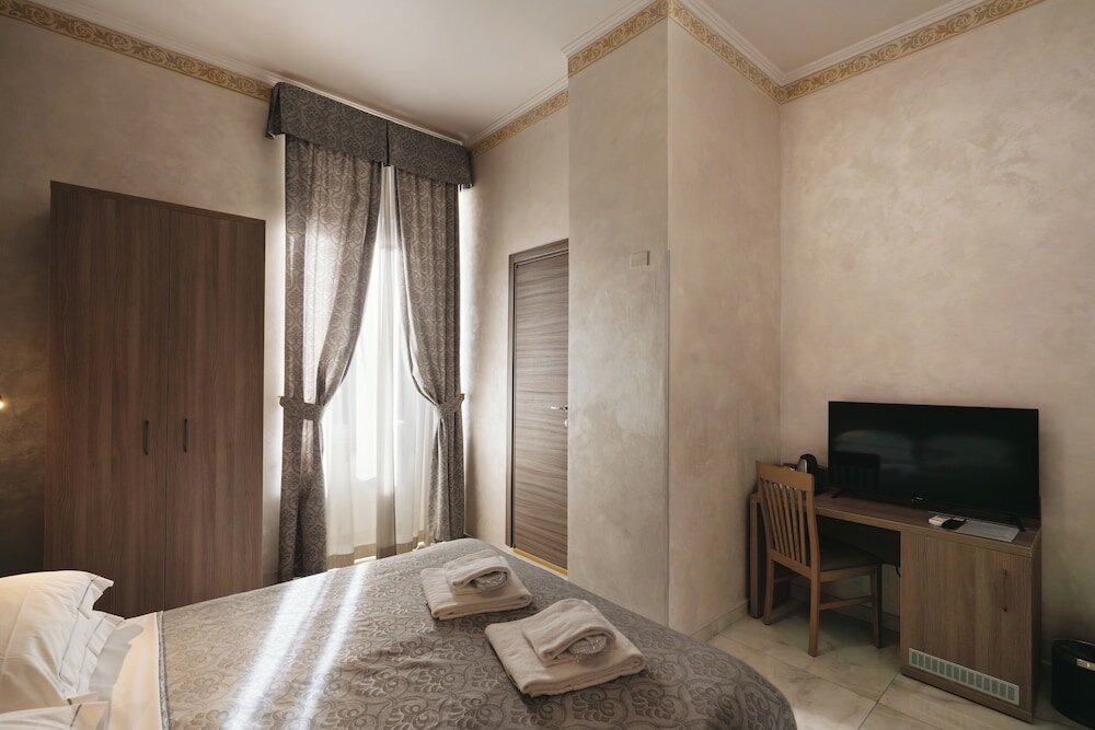 Фото Hotel Centro Cavour Roma