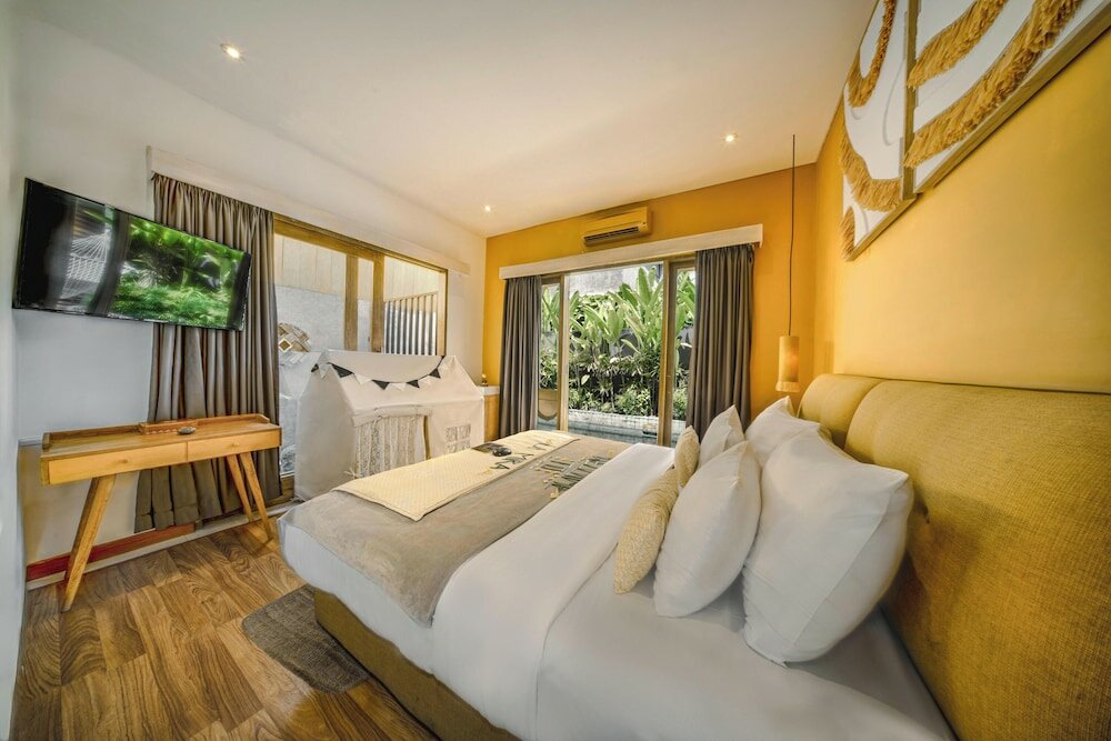Фото La Mira Villa Seminyak by Ini Vie Hospitality