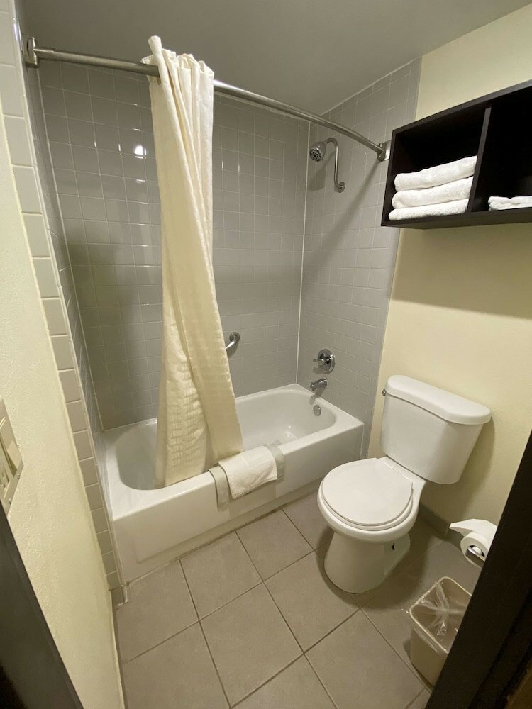 Фото SureStay Hotel by Best Western Williams