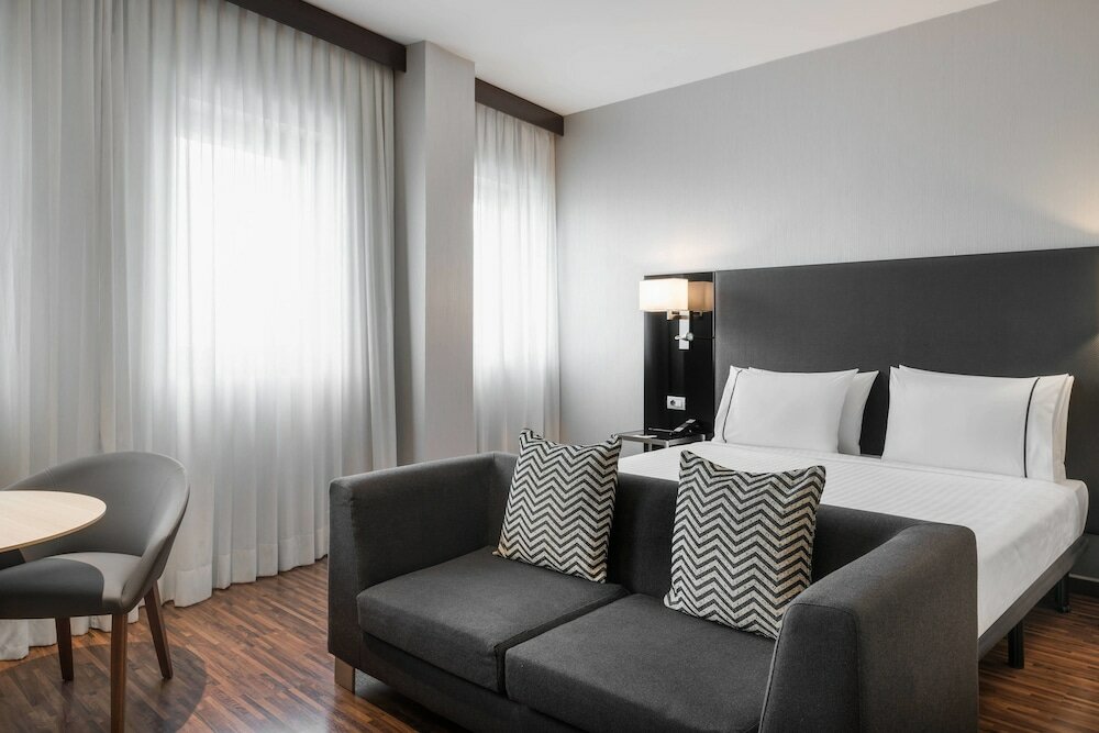 Фото Ac Hotel Milano by Marriott