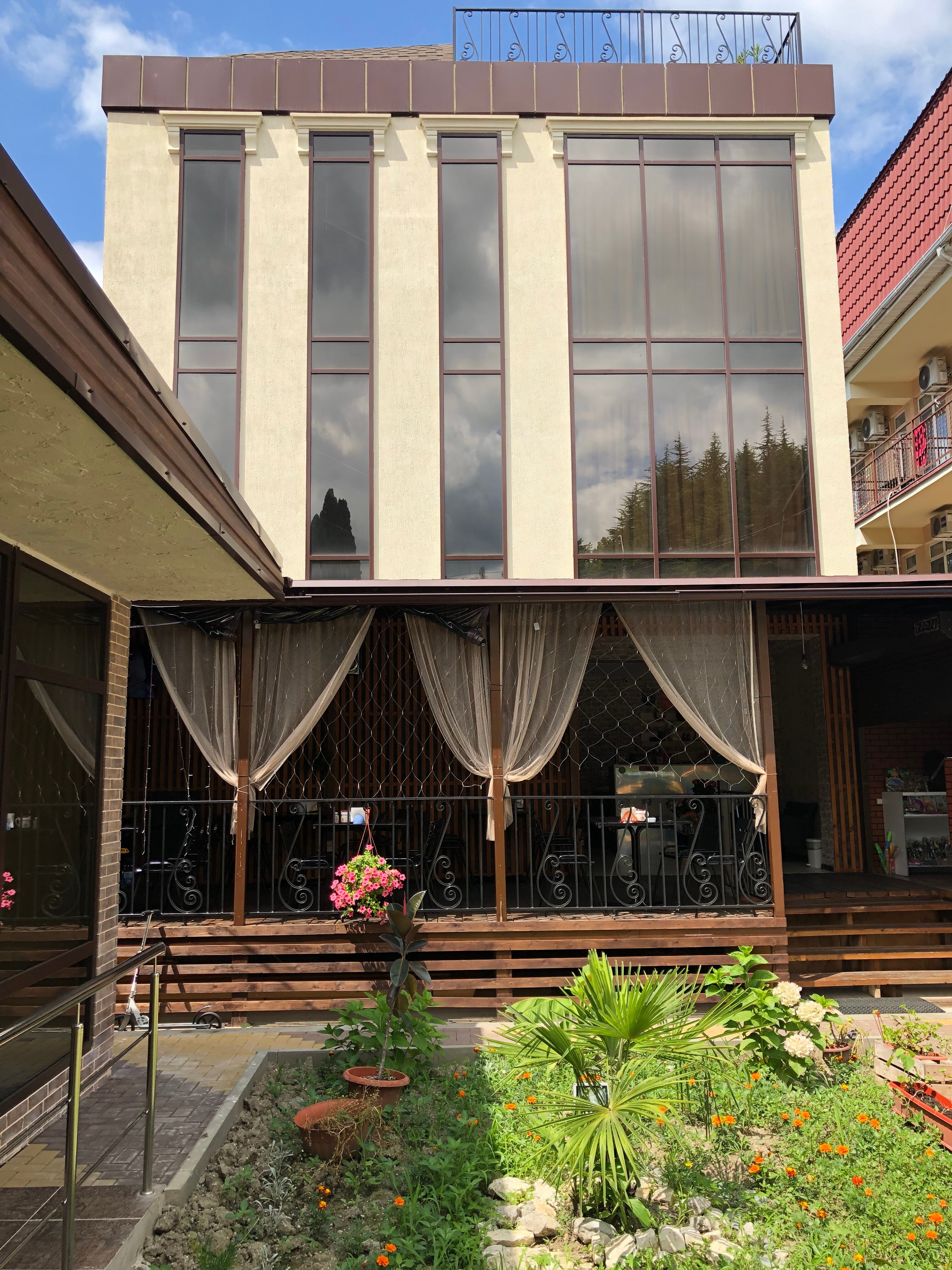 Фото отеля 4