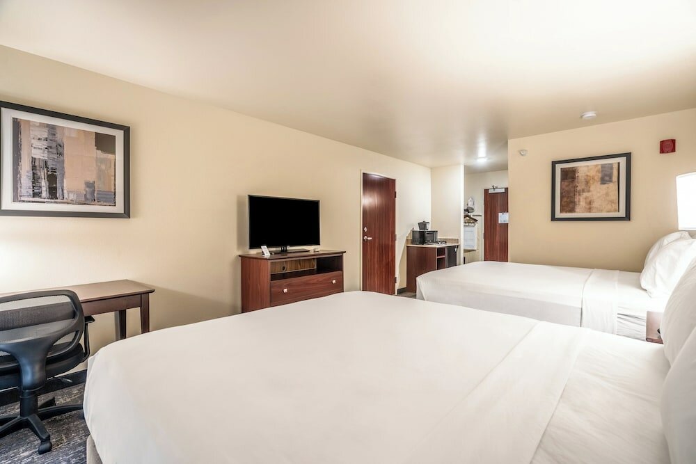 Фото Cobblestone Hotel & Suites - Andrews